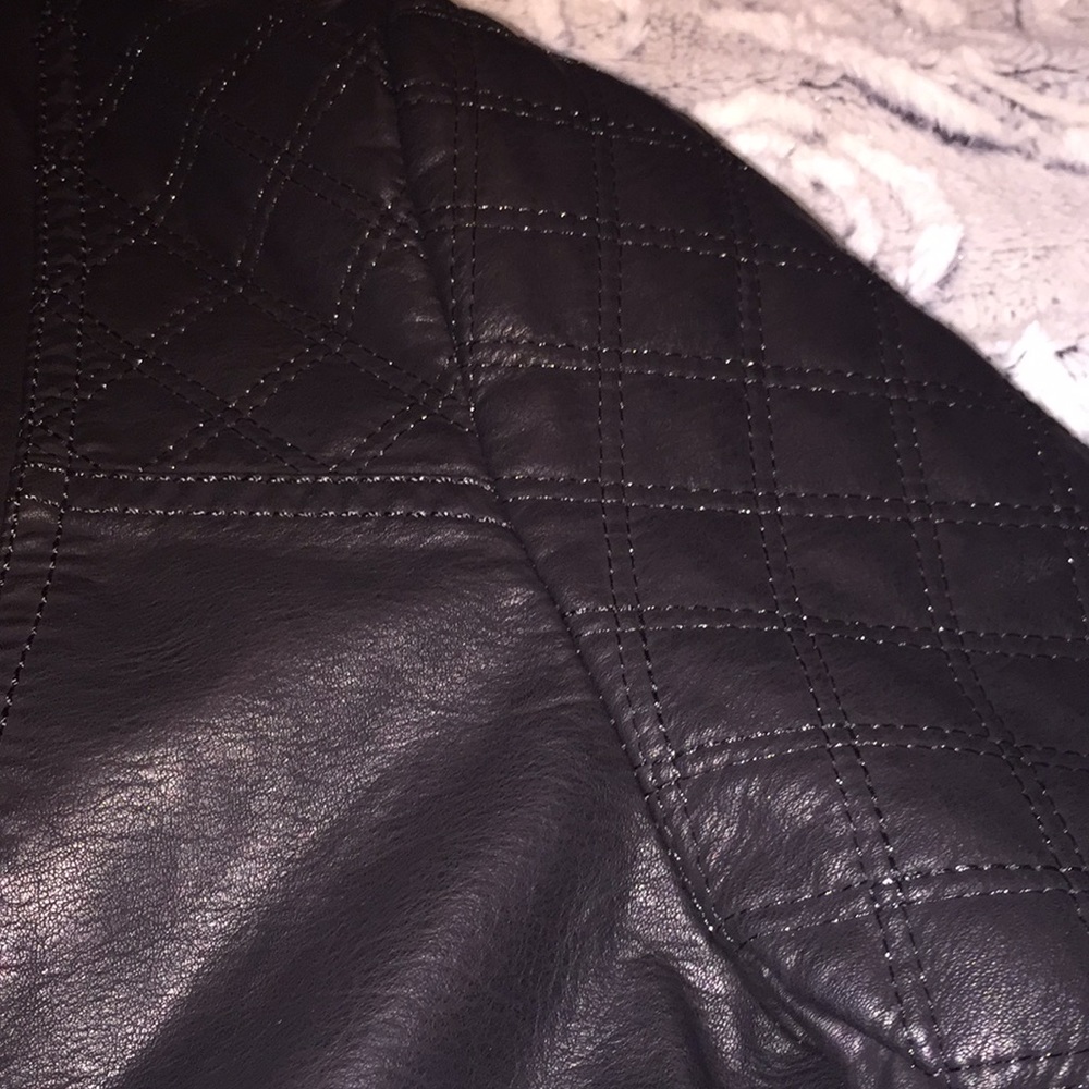Jacket - Picture 5 of 5